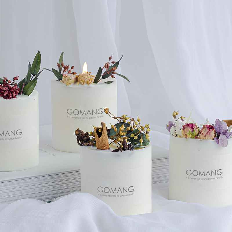 All natural lemon dried flower soy wax scented candle