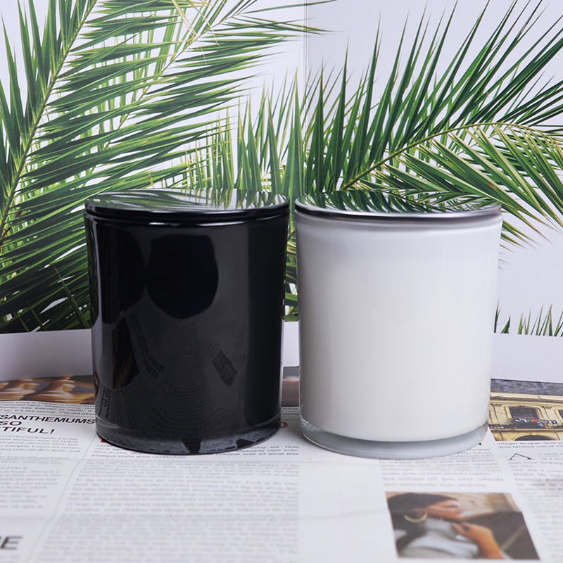 8*9cm round black and white glass candle